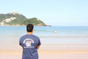 Errores comunes de un socorrista en un salvamento en la playa y cómo evitarlos